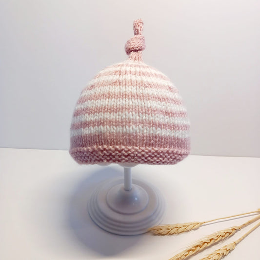 Hand knitted wool hat (Pink stripey)