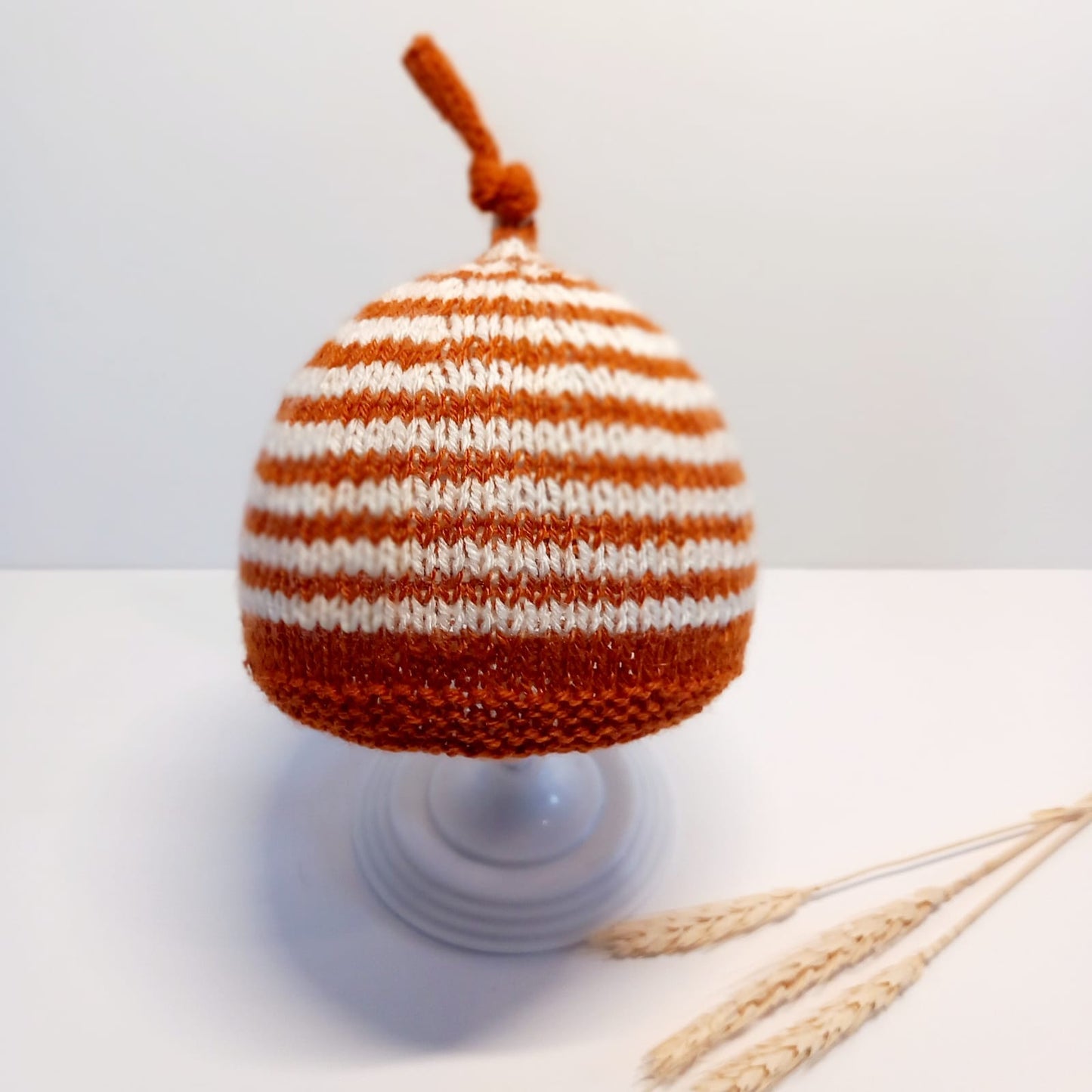 Hand knitted wool hat (Rust stripey)